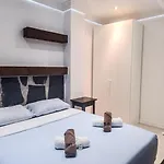 Rentaliday Playeros Арона